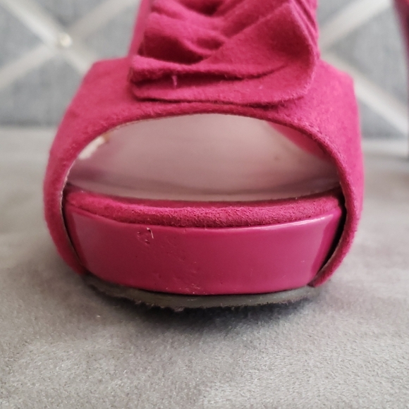 Olsenboye Sofia Ankle Strap Platform - Picture 10 of 10